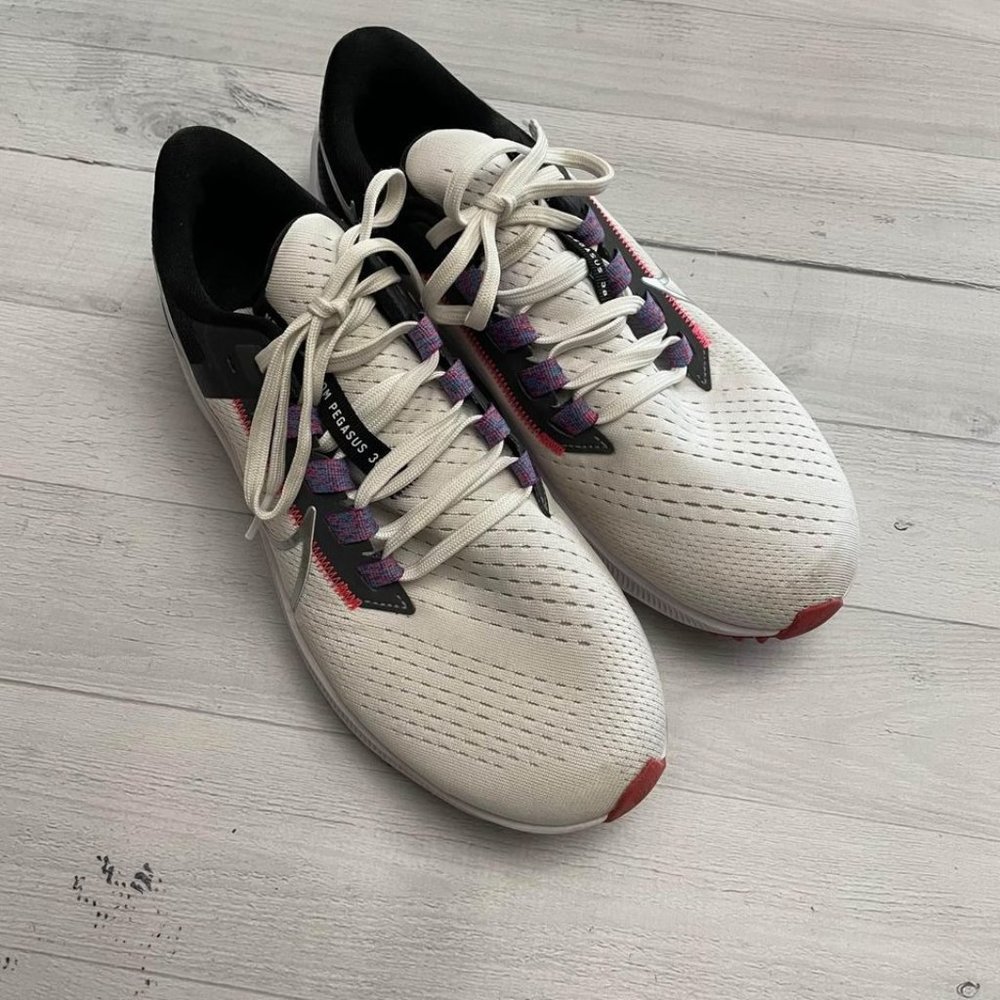Women's Nike Air Zoom Pegasus‎ 38 size 9